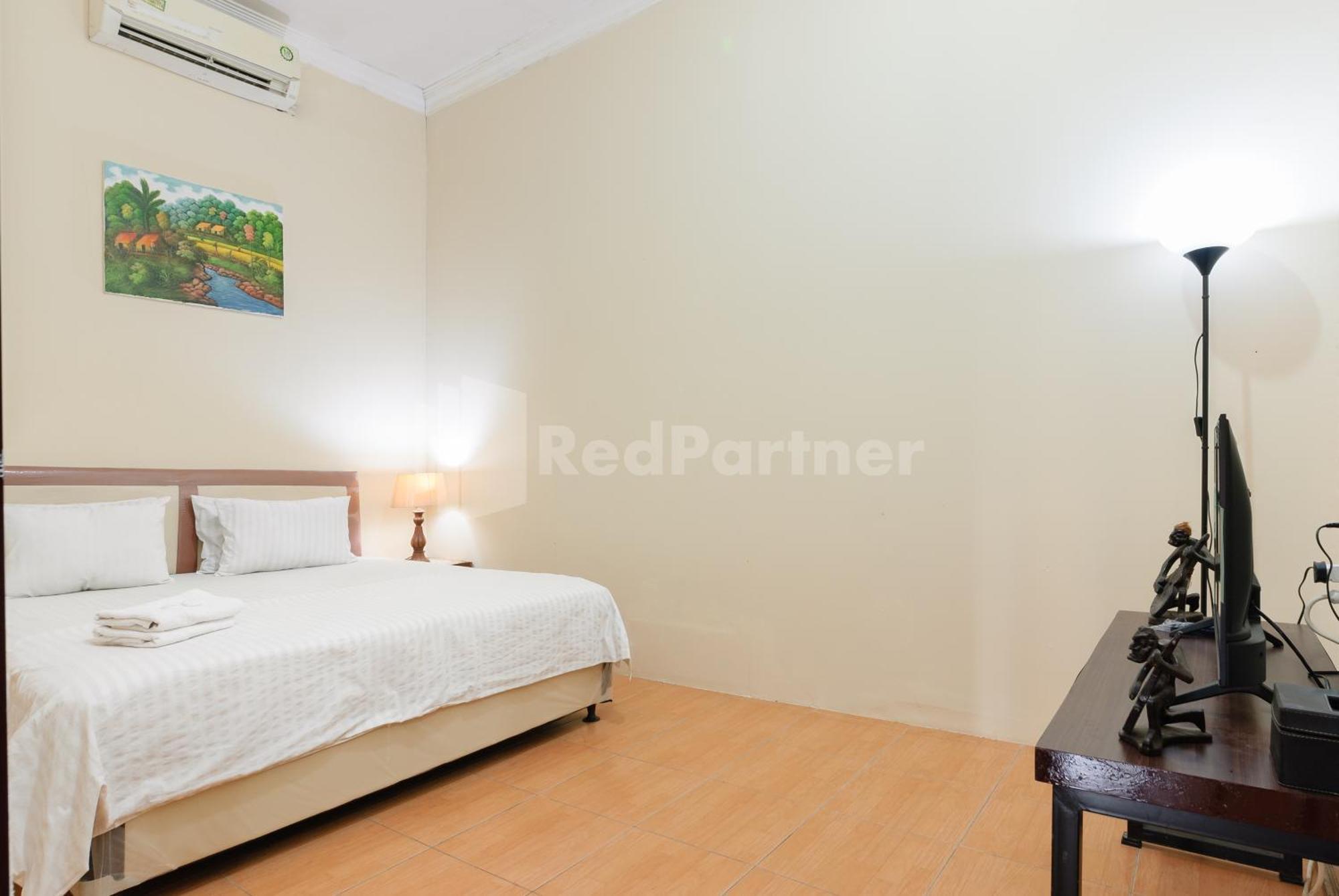 Sr Residence Near Mall Ciputra Cibubur Mitra Reddoorz Bekasi Exterior foto