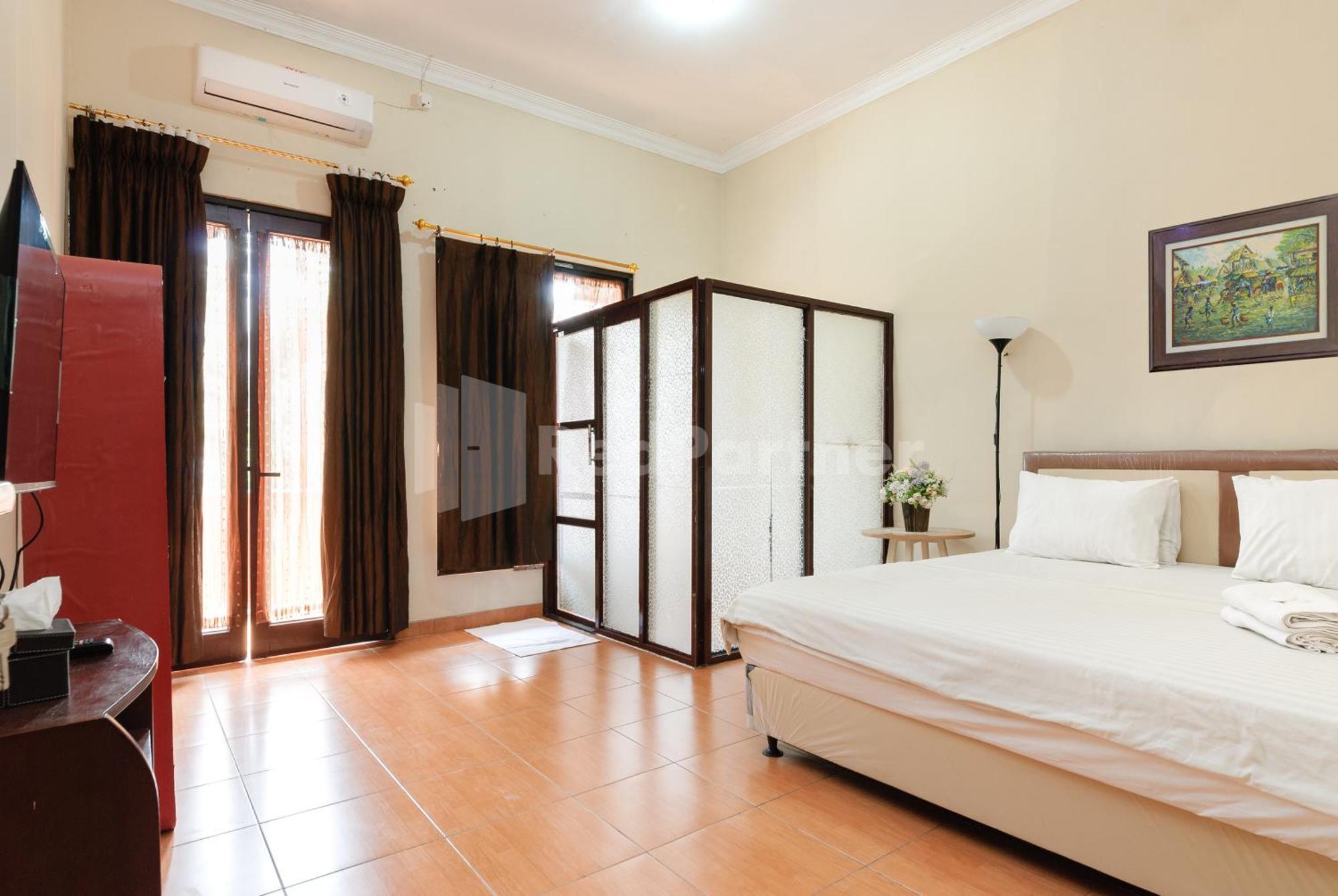 Sr Residence Near Mall Ciputra Cibubur Mitra Reddoorz Bekasi Exterior foto